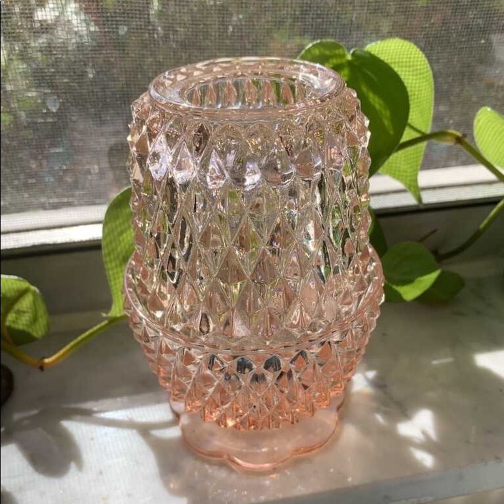 SOLD Indiana Glass Pink Diamond Point Fairy Lamp Light